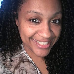 Meet your Posher, Anita